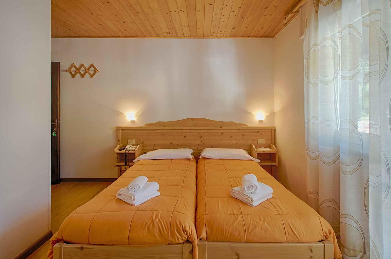 Hotel Aurora 로카 피에토레 외부 사진