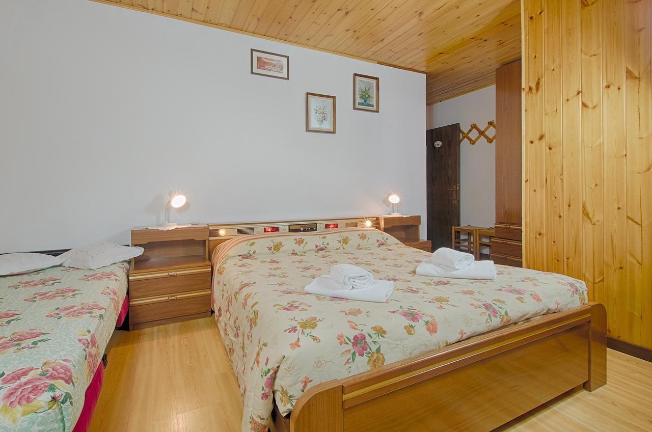 Hotel Aurora 로카 피에토레 외부 사진